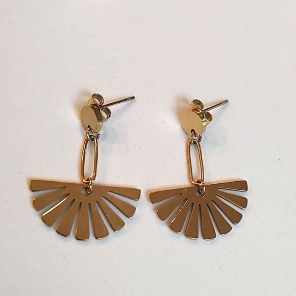 Gold Fan Drop Pierced Earrings - Picture 1 of 8